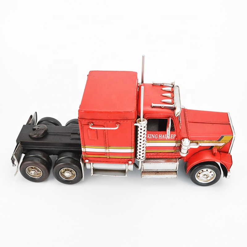 Handmade-Metal-Truck-Tractor-Model-Vintage-Iron (1)